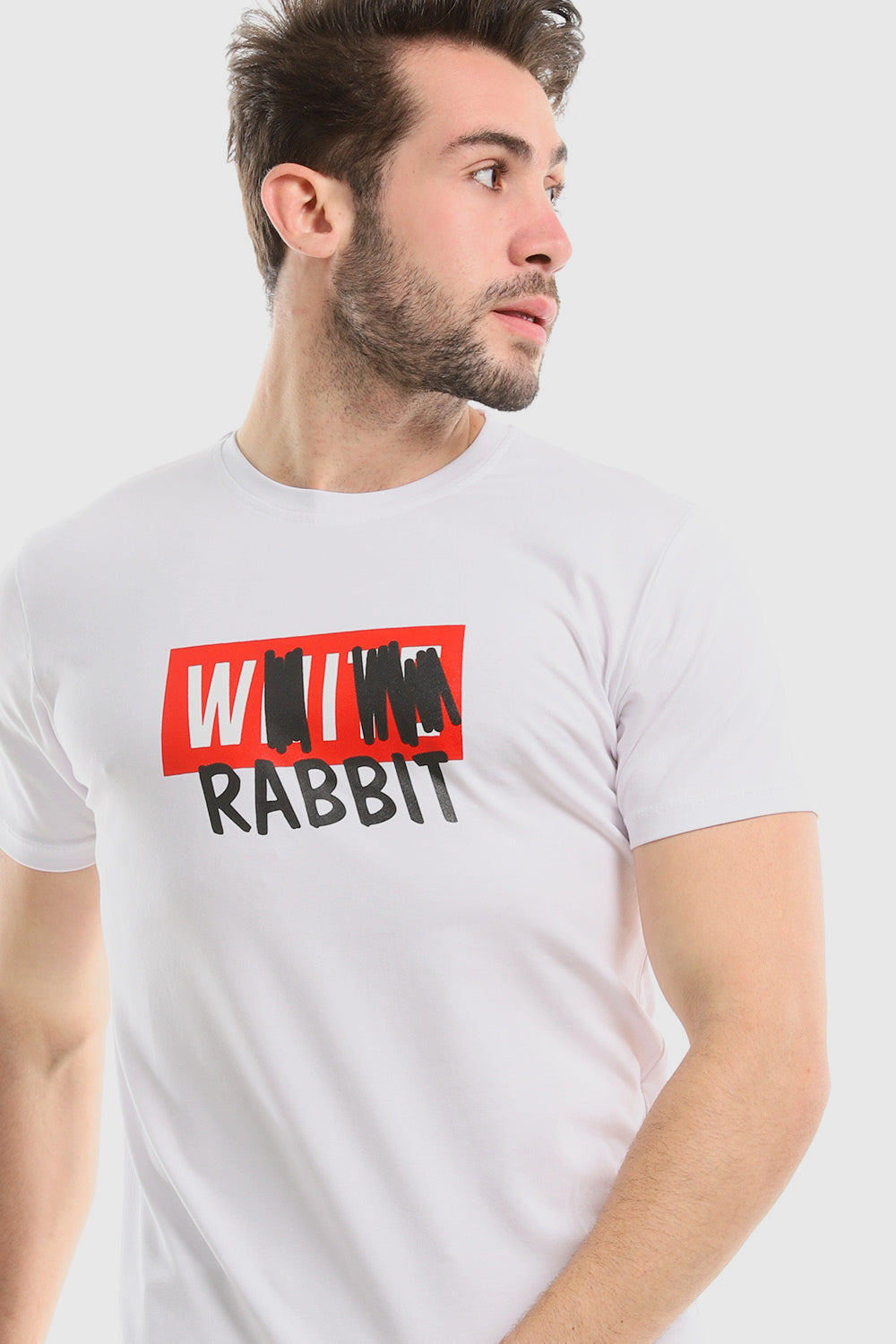 طباعة "Rabbit" باللون الفحمي مُعاد تحريرها فوق تي شيرت أسود سهل الارتداء