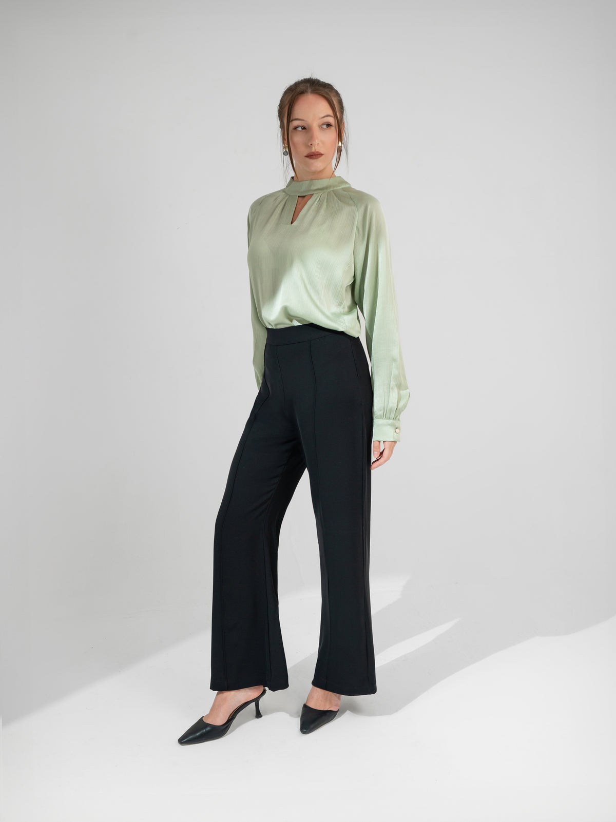 High-waist flared trousers – Black